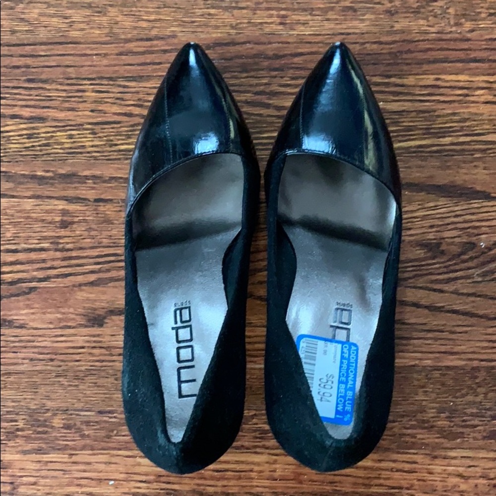 Never Worn Black Suede & Shiny Pumps